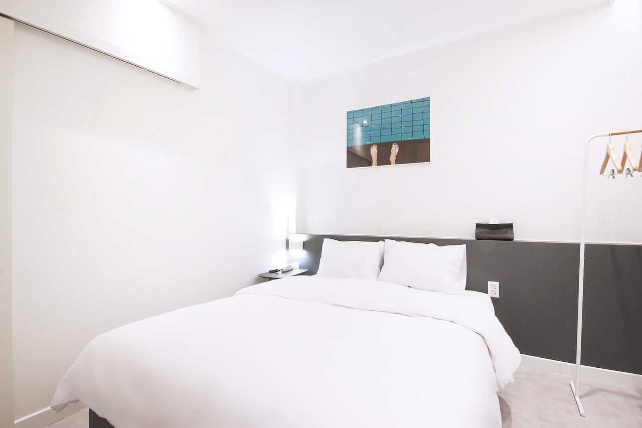 Hotel Yam Yeosu Hakdong Bagian luar foto