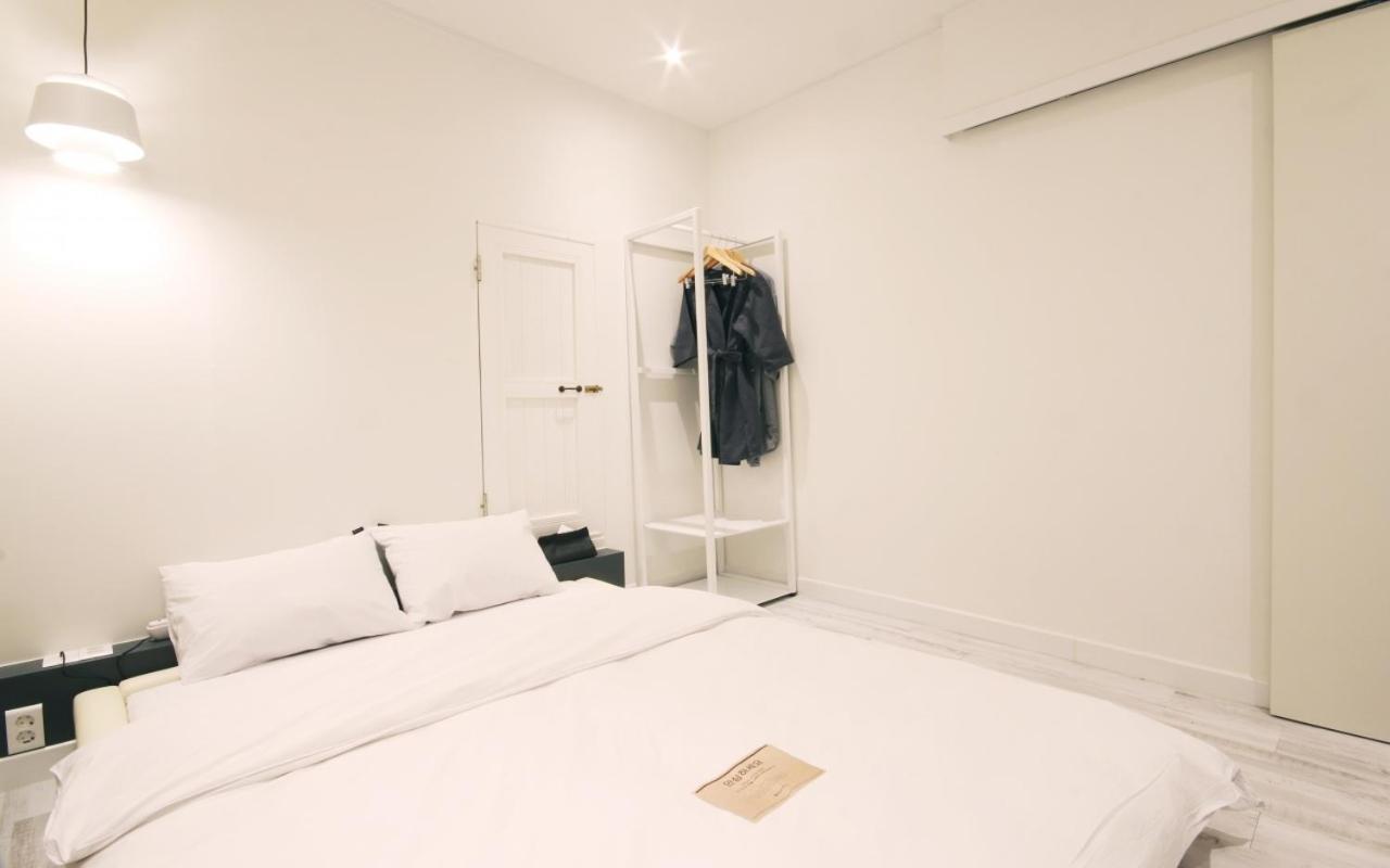 Hotel Yam Yeosu Hakdong Bagian luar foto